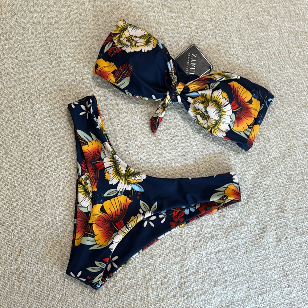Women’s Zaful Two Piece Swimsuit
